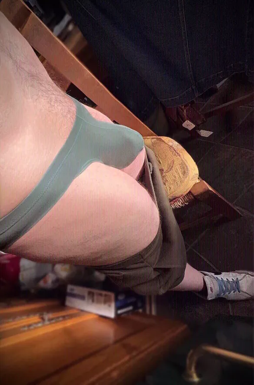 35yo cub, how do I look? 🫤