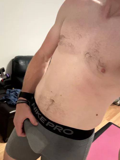 44 [M4F] #Melbourne/Viera - In town next Tuesday and this dadbod needs some attention