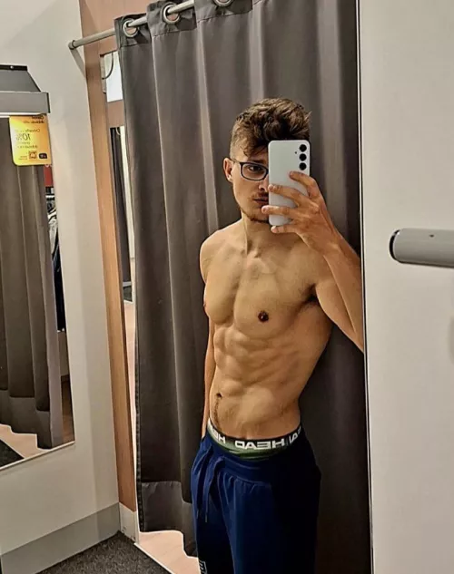 Am I a hot guy ? Should I do more fitness work ?