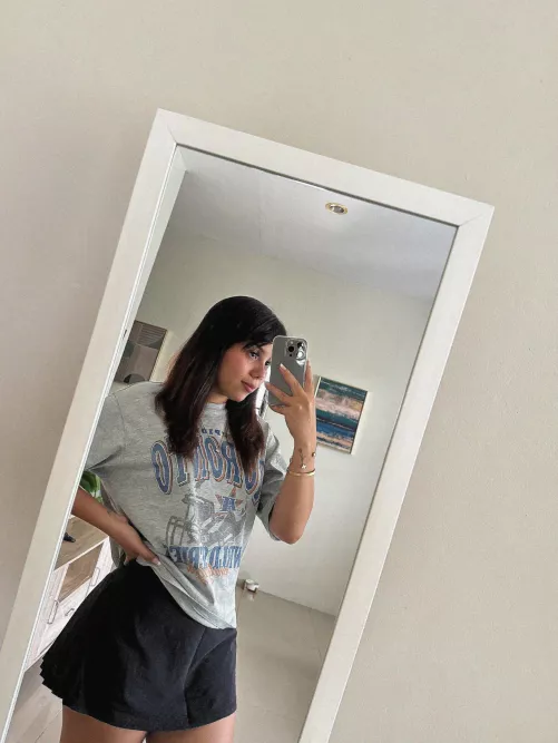 Any mature guys out there with a thing for younger women? curious 19f 