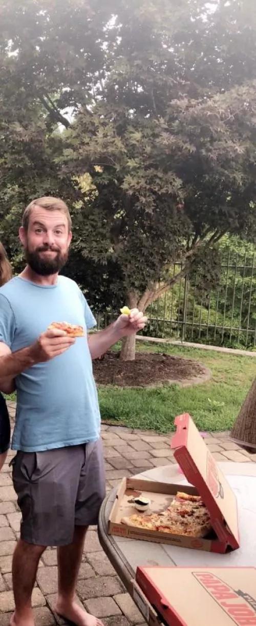 Anyone want a chat? Maybe more?