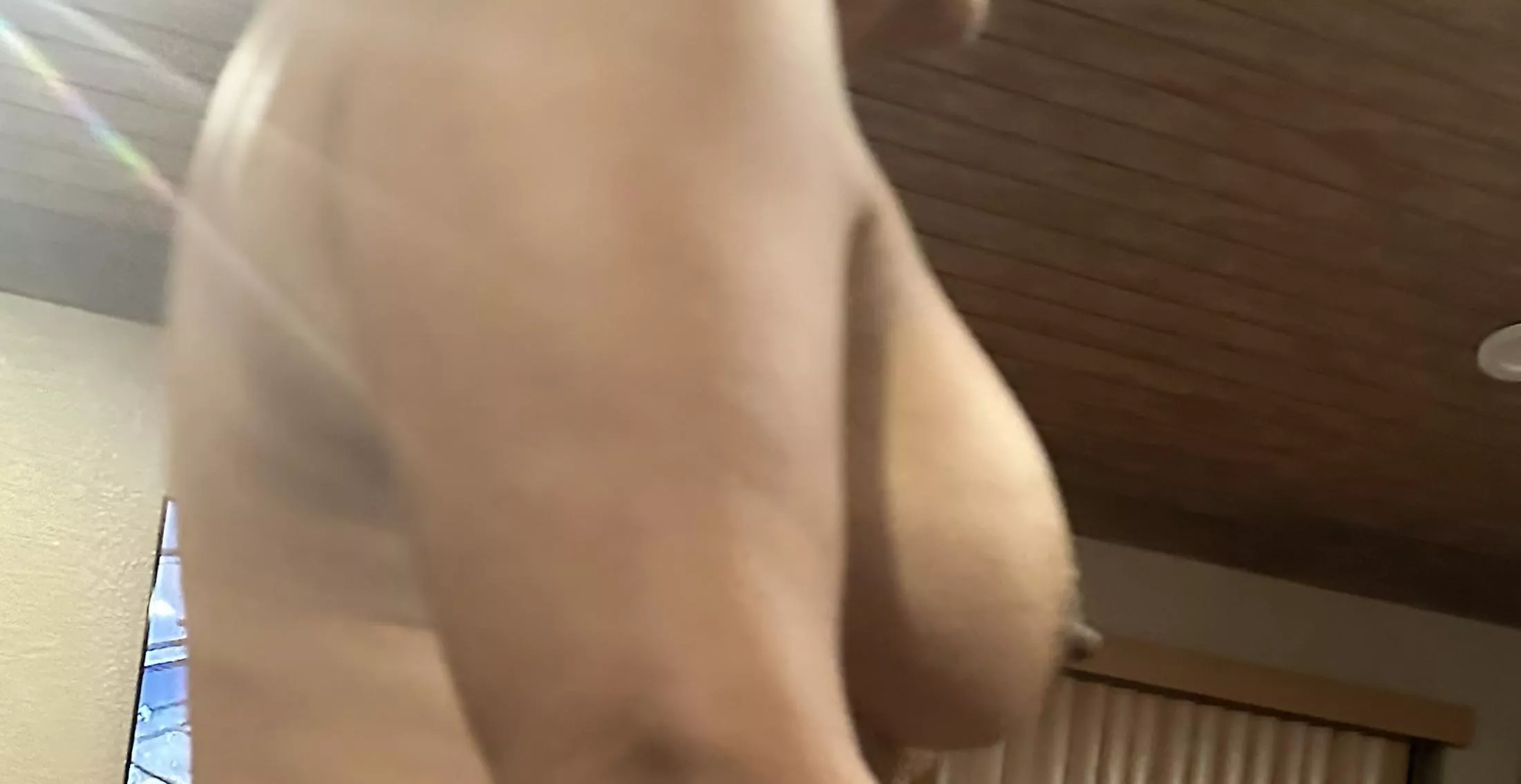 Around the house side boob🩷💕💋Mia Around the house side boob🩷💕💋Mia
