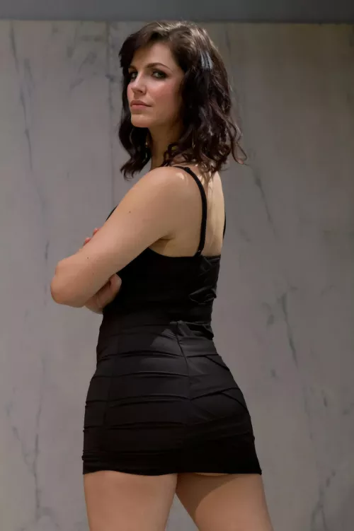 Bobbi's little black dress barely covers her ass cheeks...