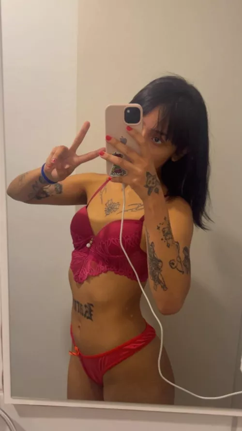 Calcinha vermelha da cor do pecado..🔥