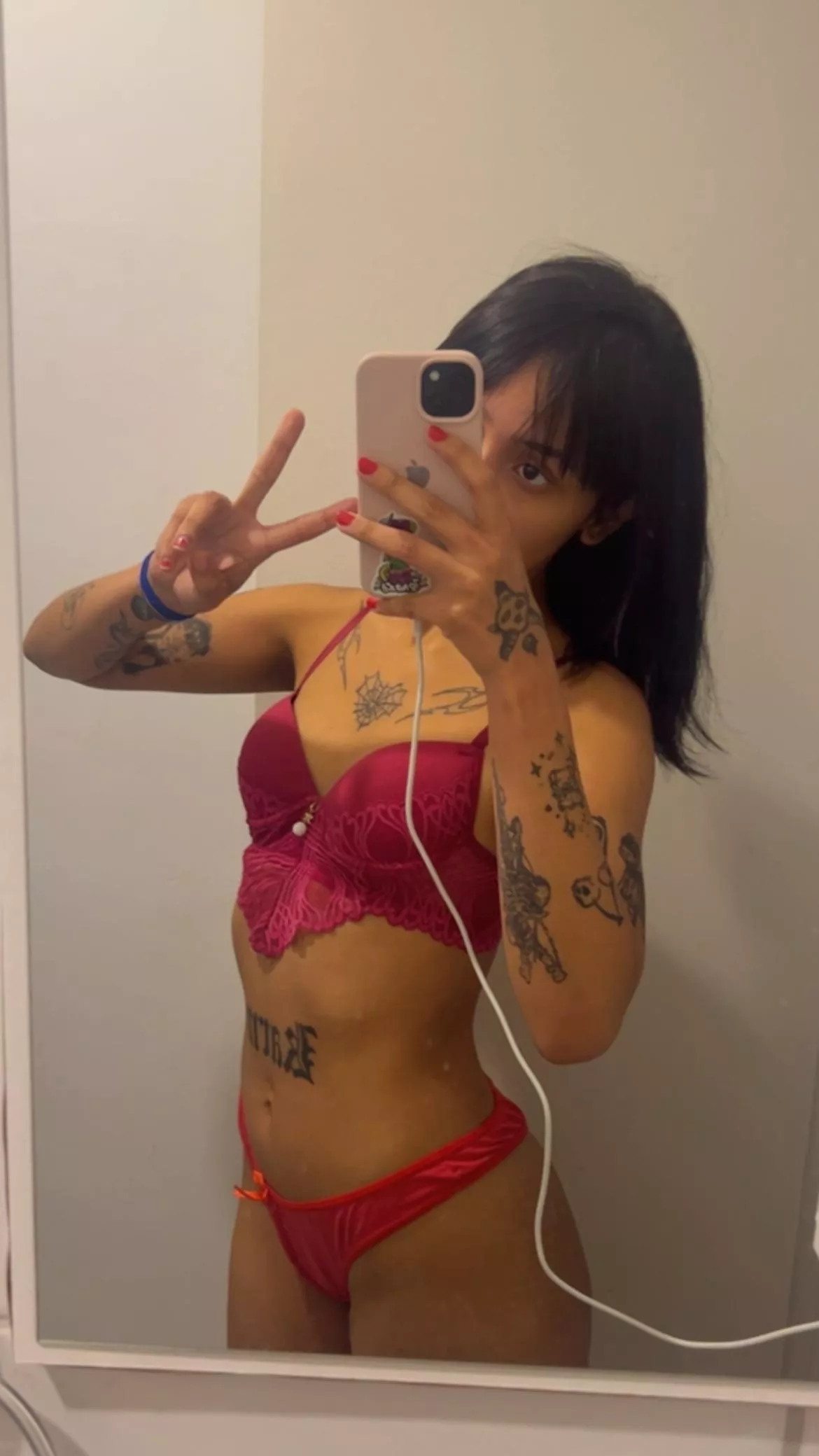 Calcinha vermelha da cor do pecado..🔥