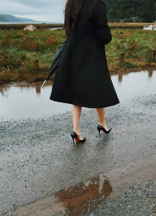 Can you guess the name and height of my loubs? 