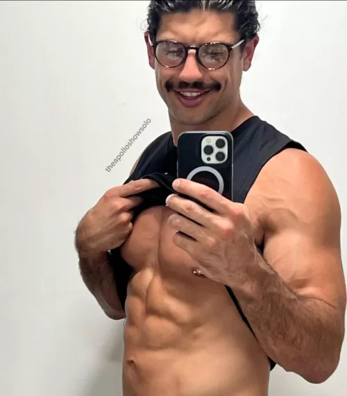 Can you spot the piercing hehe