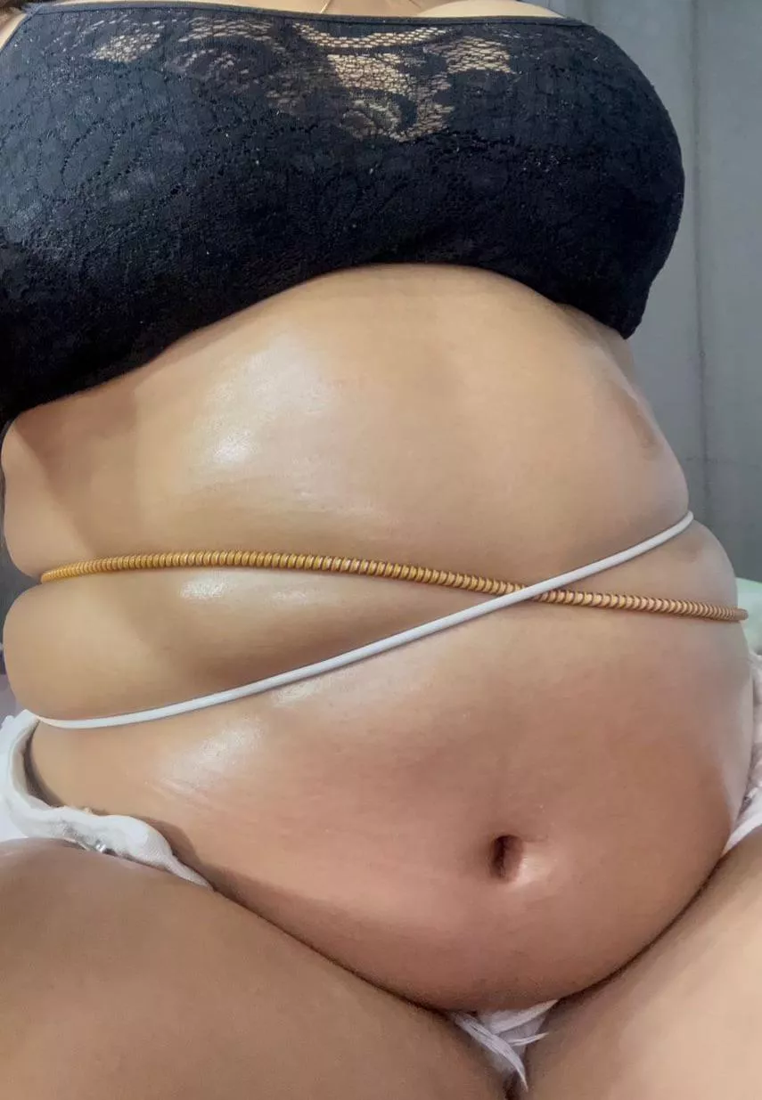 do you like my big belly? ❤️