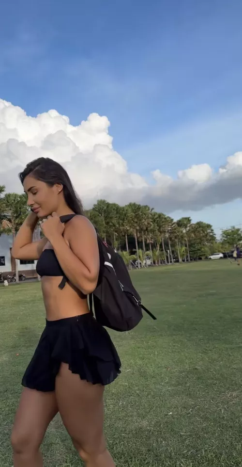 Dressing slutty in public is so fun