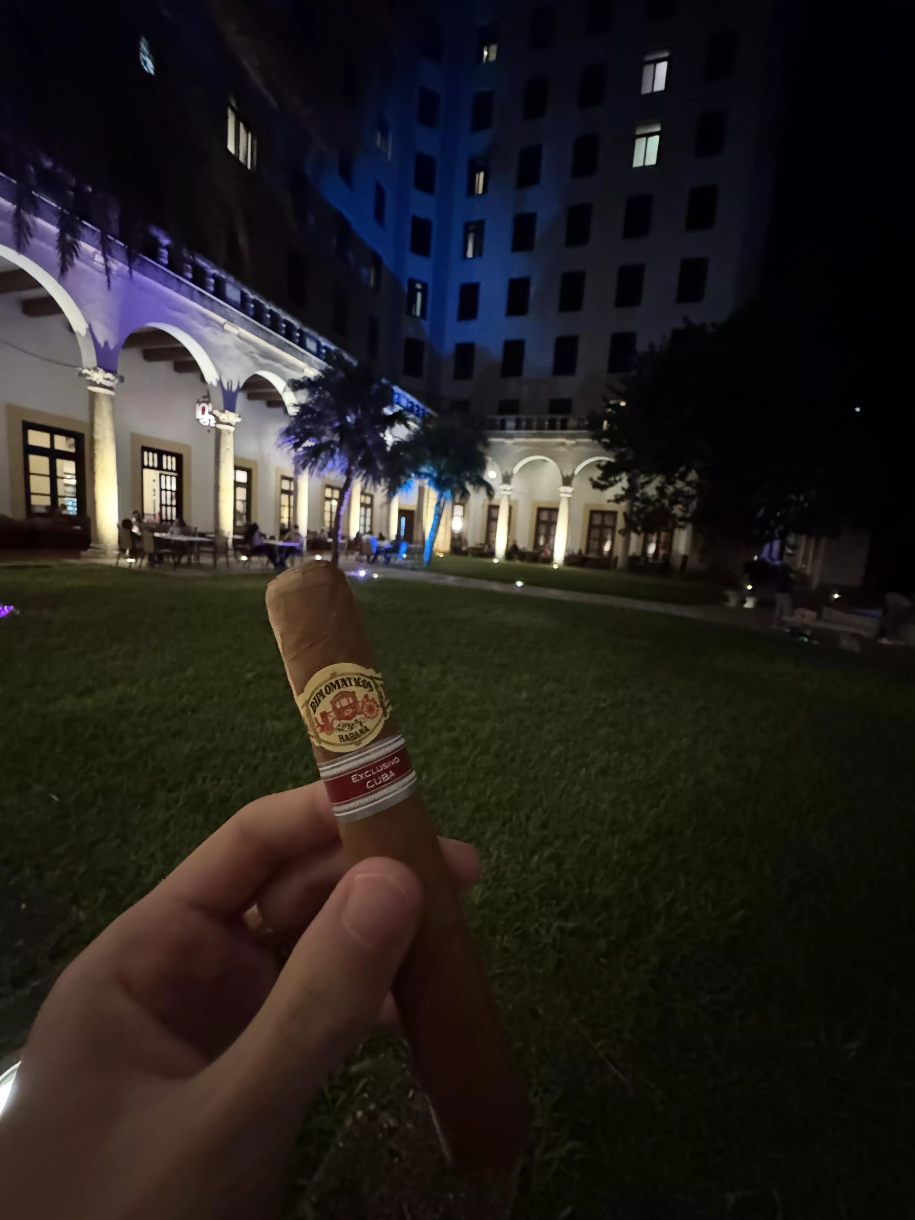 Evening at the Nacional Hotel