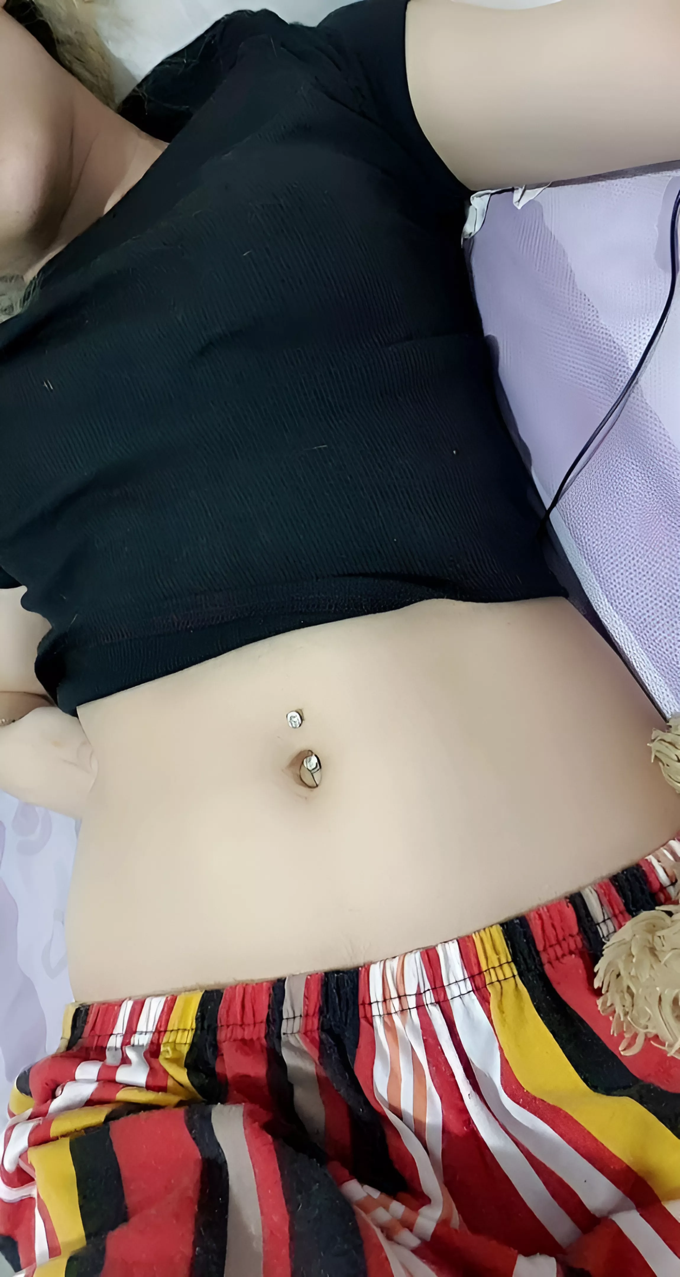 Exposing My Belly Ring For Yous ❤️