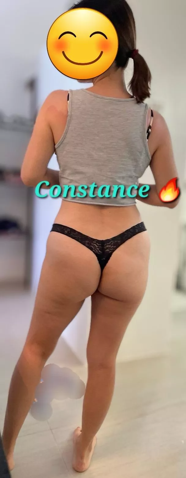 (F 51) Good morning Wifey lovers out there 😊