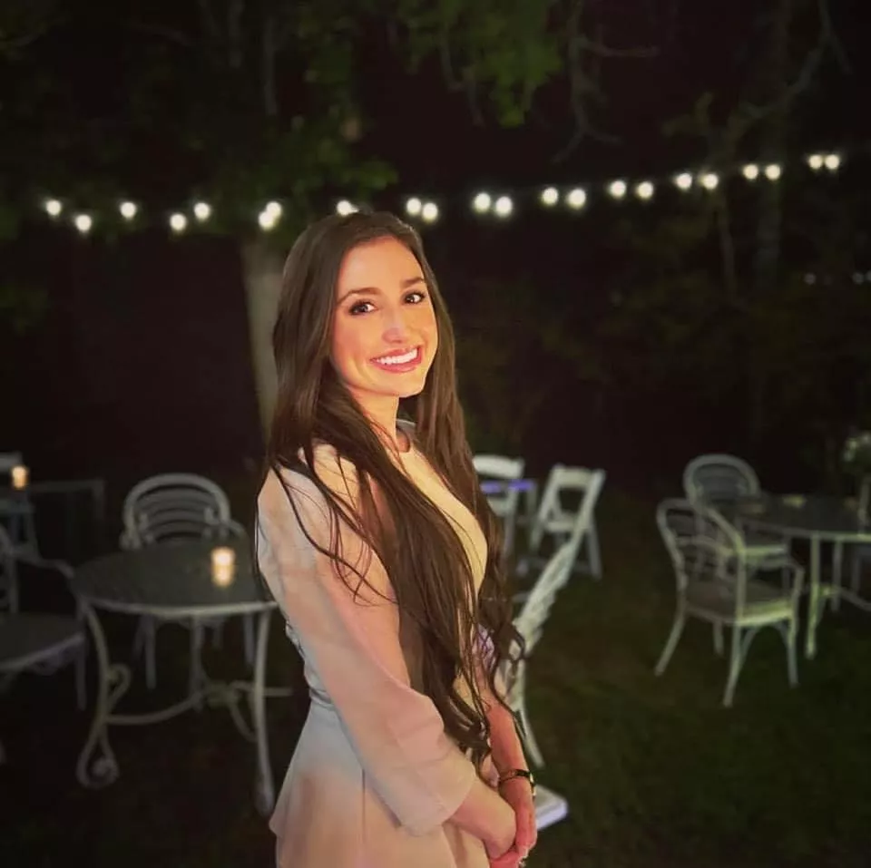 F29 beautiful church wife