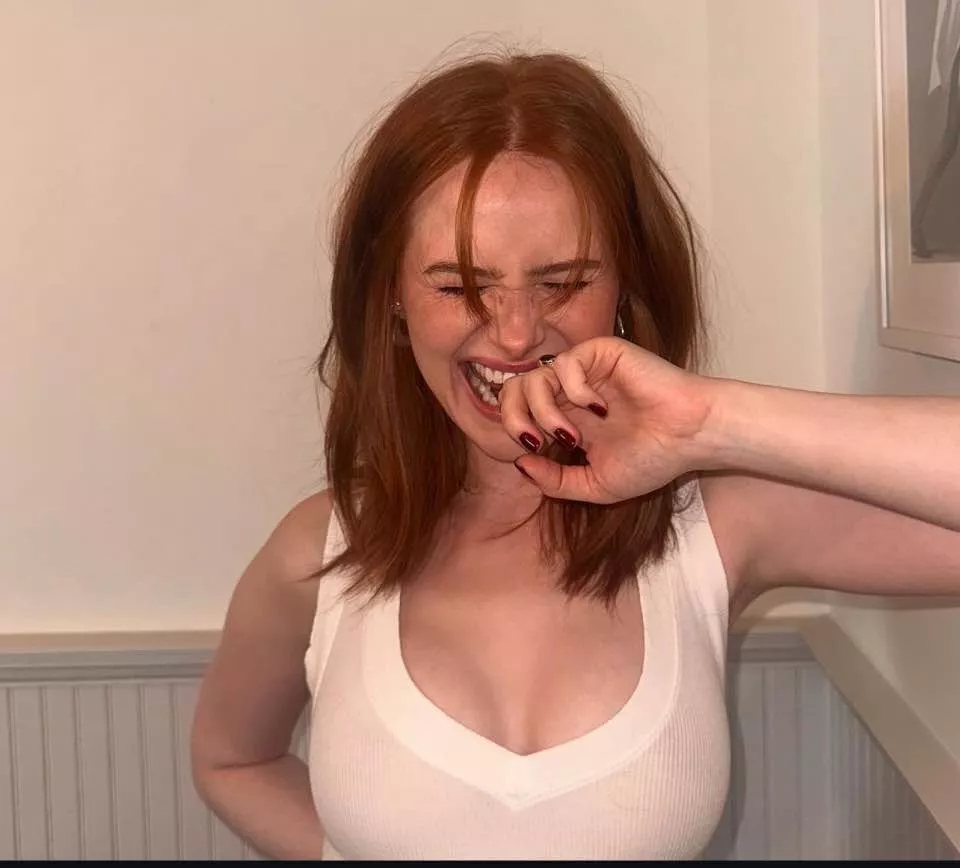 [F4A] detailed celebrity roleplay, no lims!