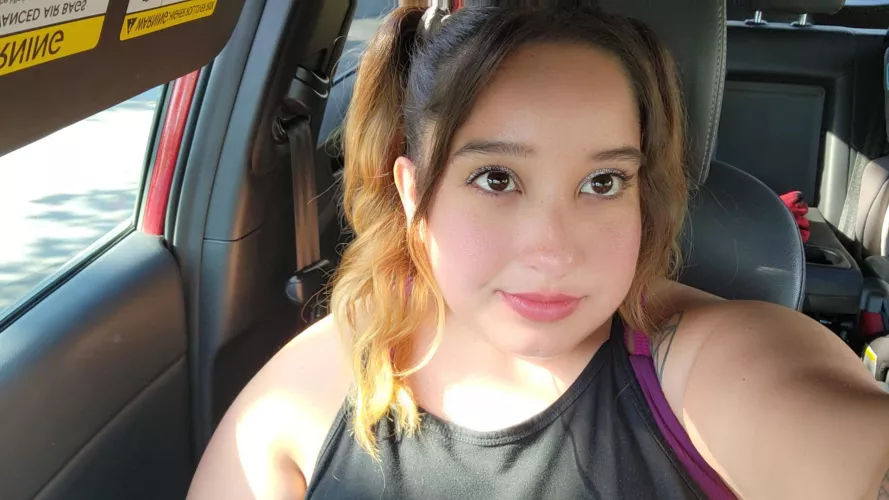 Half magic glitter eyeliner is my best friend🫶