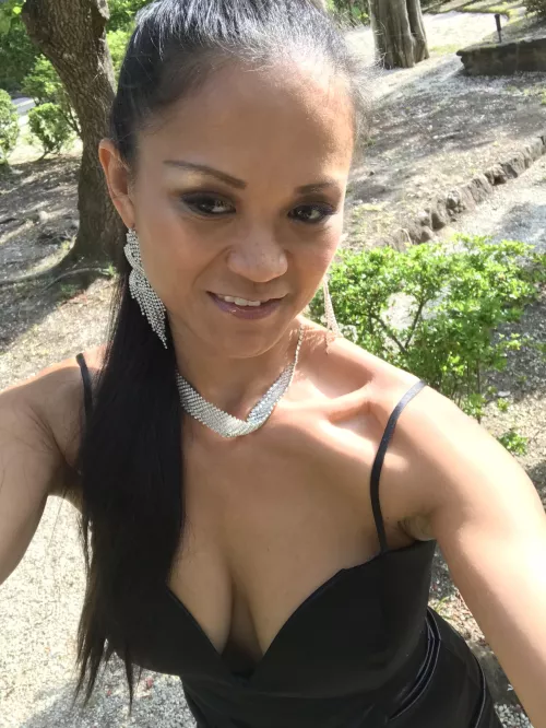 Has a fun photo shoot ! Happy Tuesday yall 