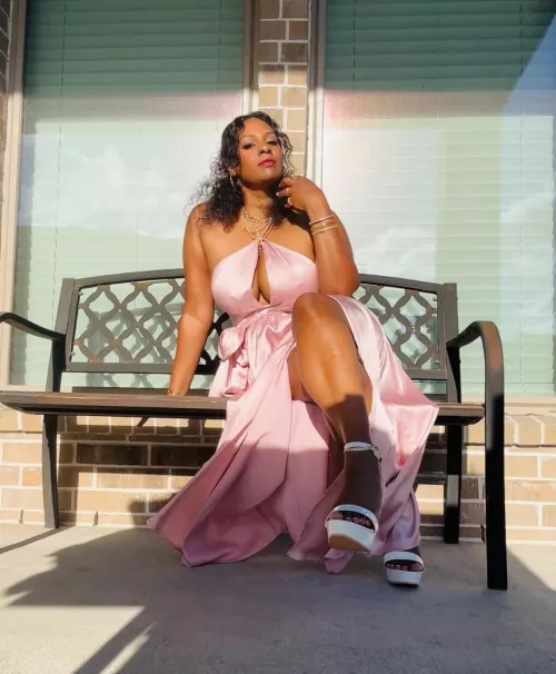 [hewsn] I’ll be hitting up HEWS later to hang out 💕💕