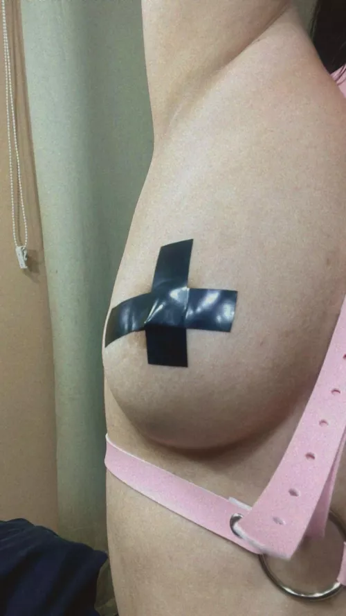 How are you a loser, I'll only let you see my beautiful armpits 