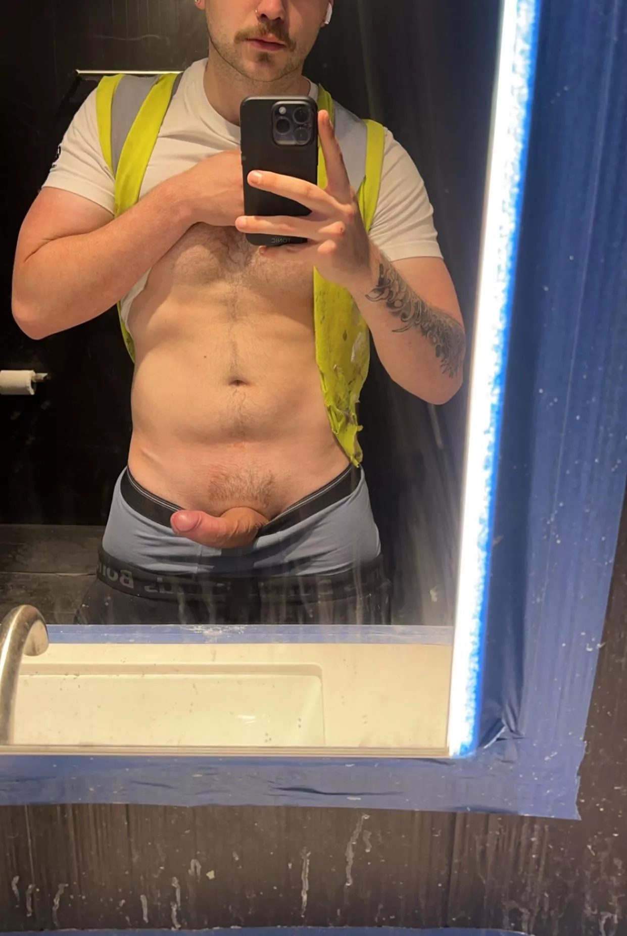 How does Australian uncut look to you ?