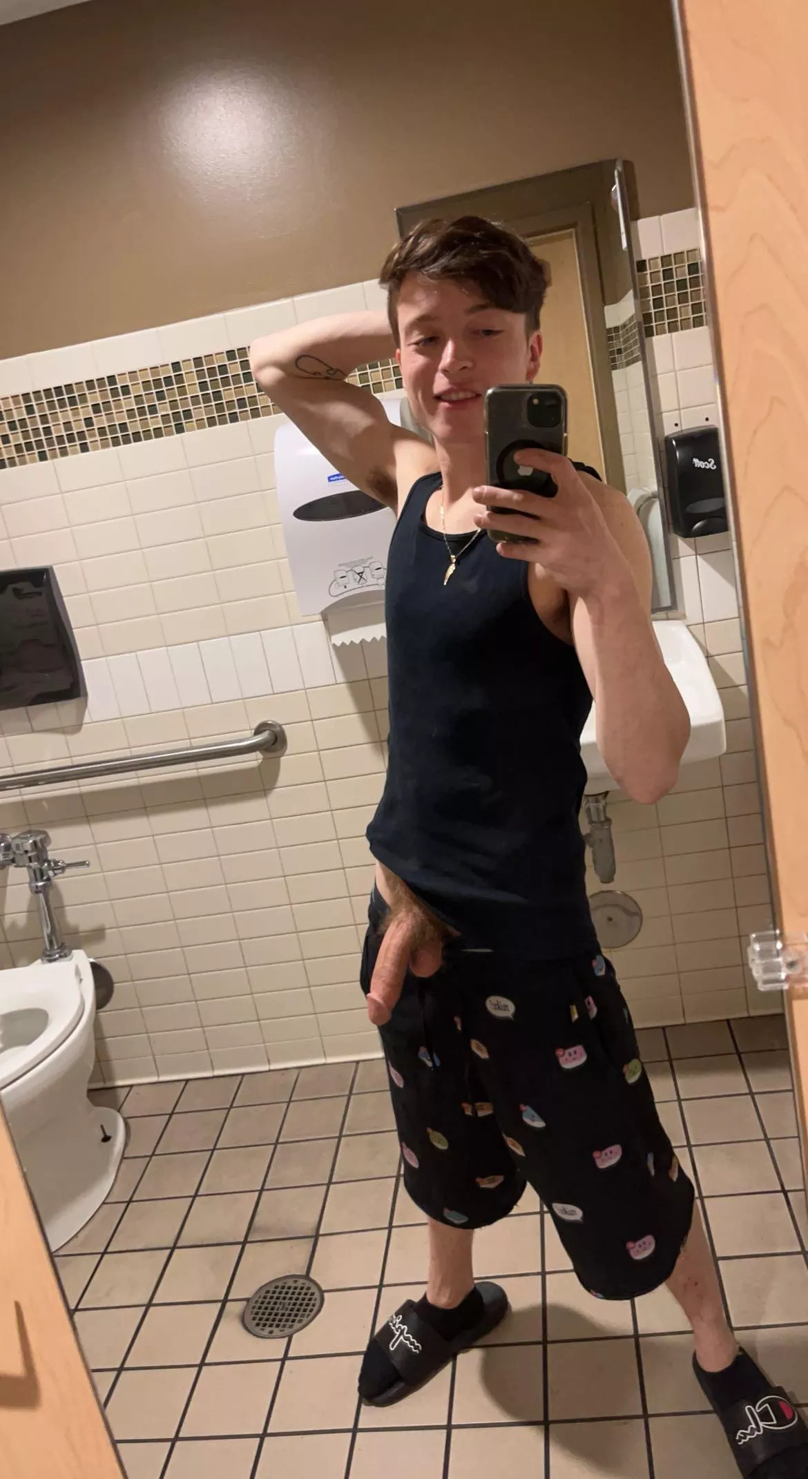 How fast would you drop down and suck it 