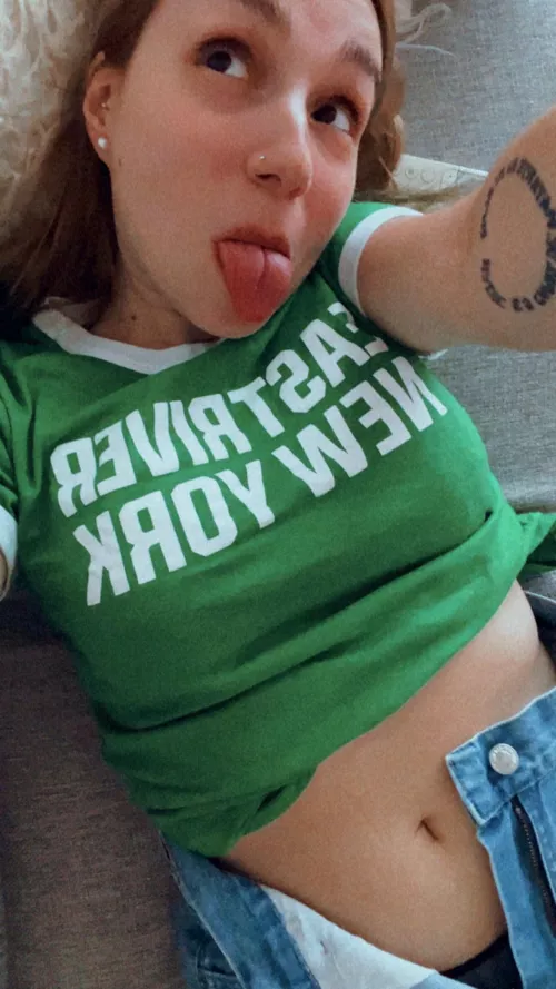 I hope you want to play with my belly button