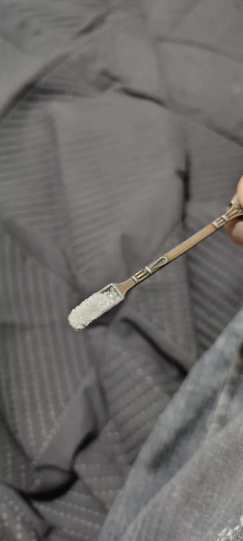 I love my lil bump shovel