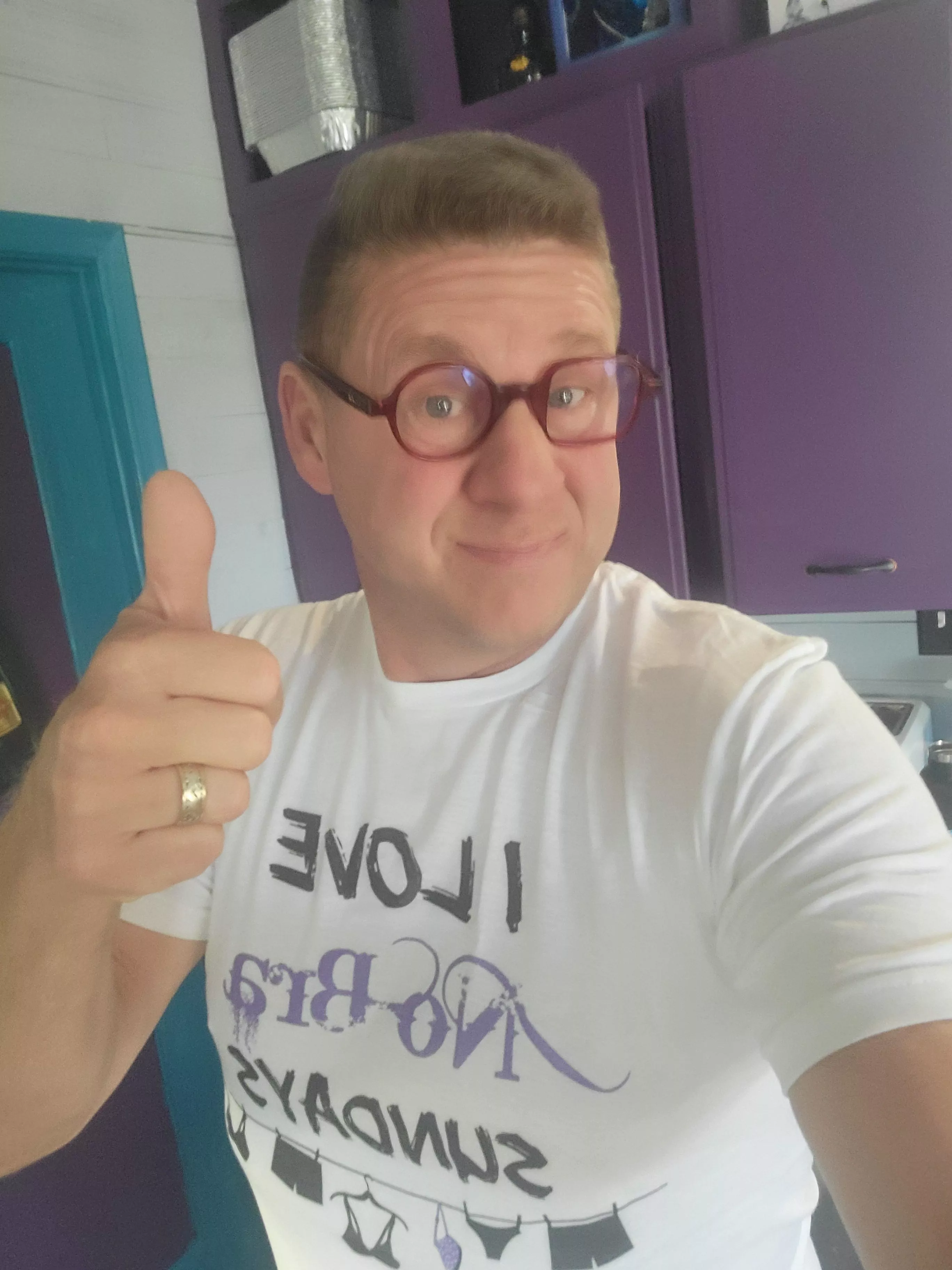 I love No Bra Sundays