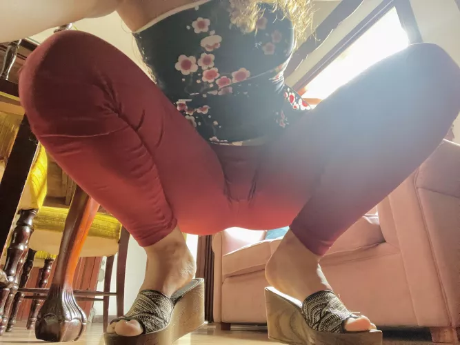 I love squat in my office 