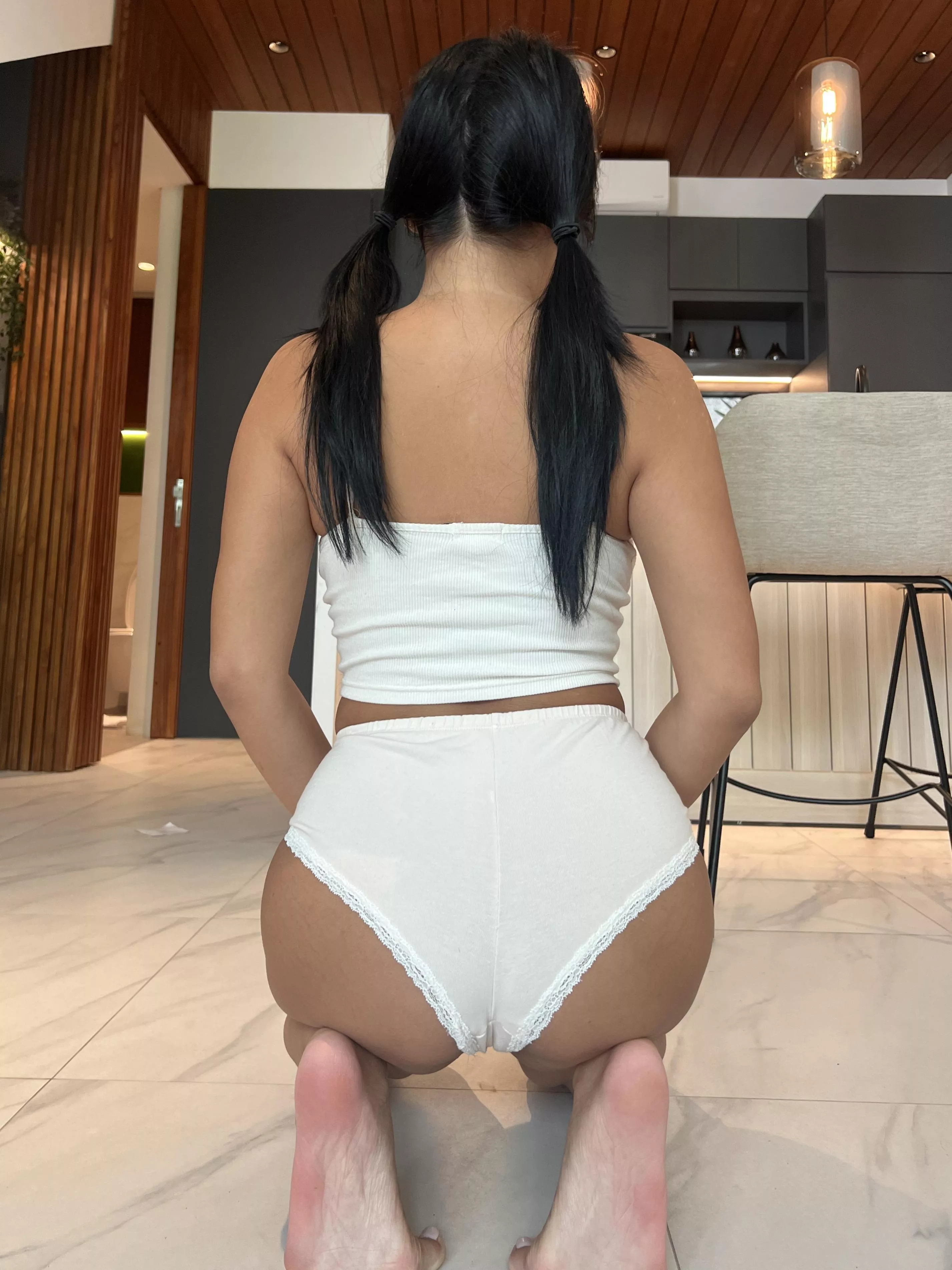 I love to take risks with cheating husbands when I'm ovulating