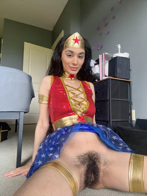 I think we can all agree Wonder Woman looks better with a bush 
