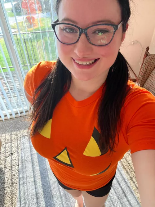 I wanna be your naughty pumpkin 🎃 