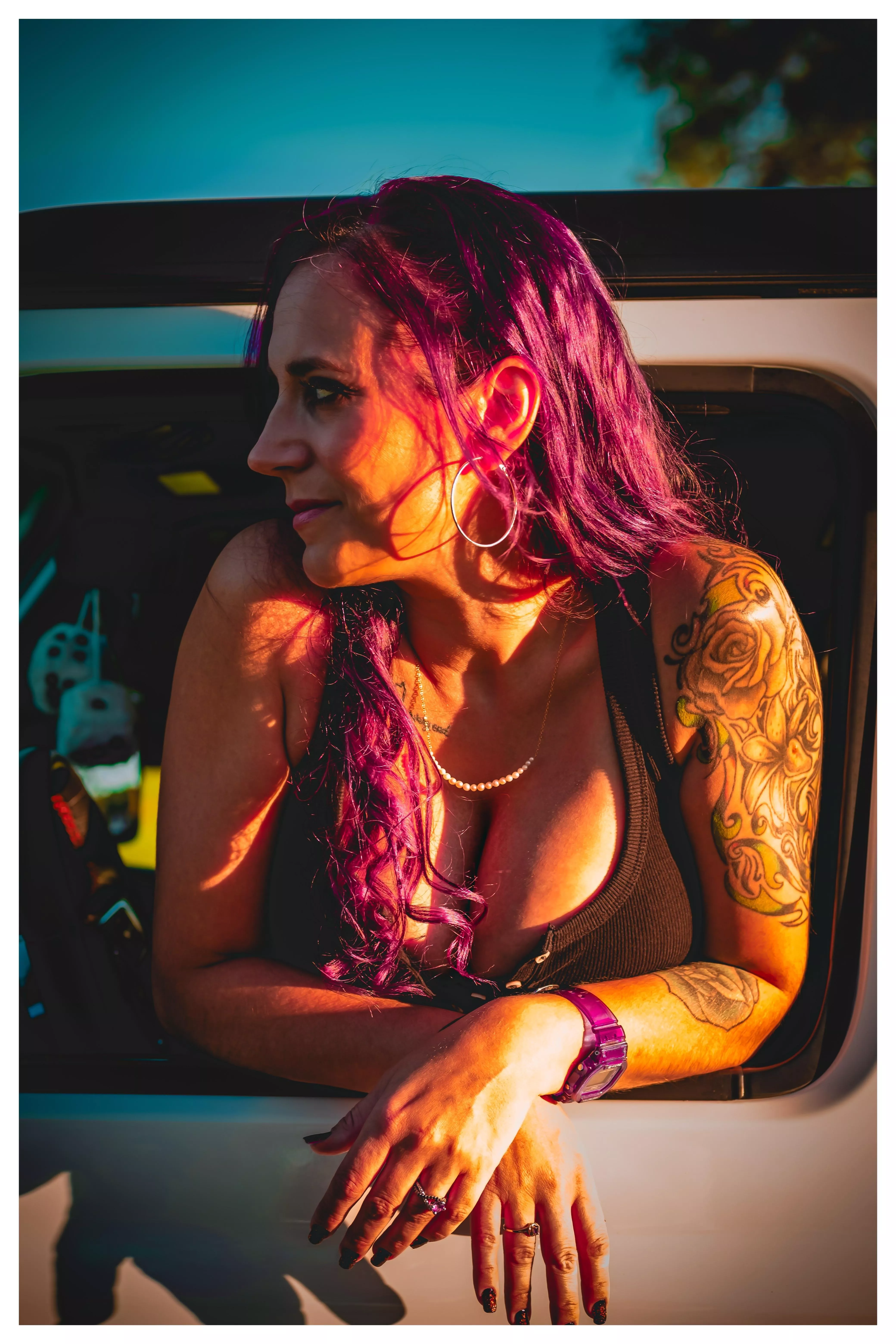 I wouldn’t say she’s gone wild, but I think she’s the cat’s pajamas and it is a Jeep! Lol