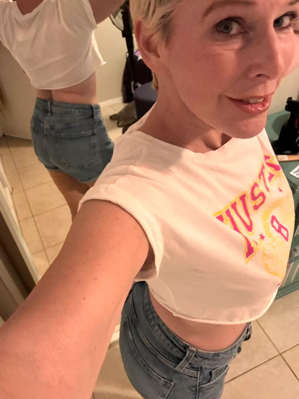 If you accept my nudies with zero questions asked, say “YES”