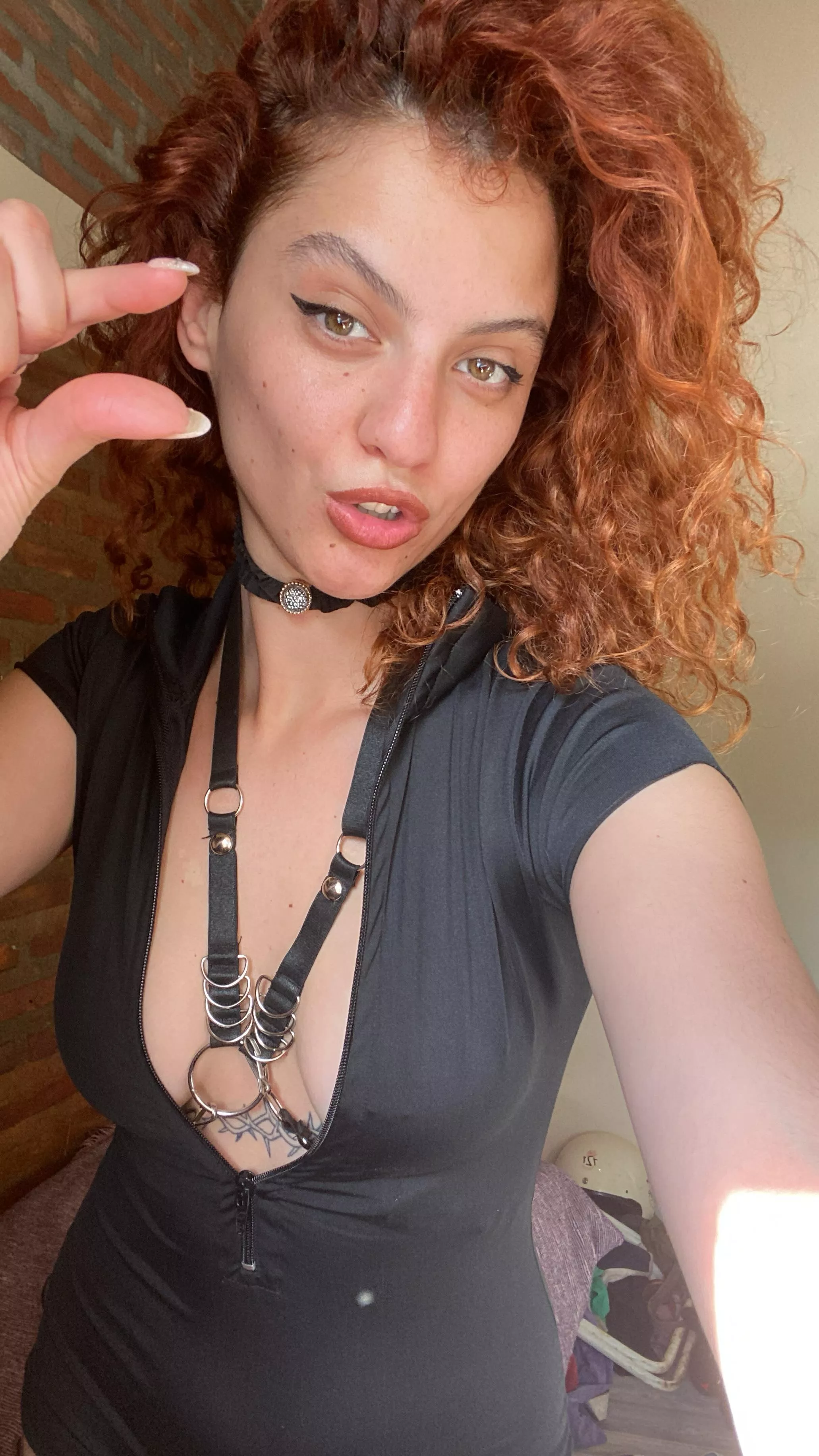 I'll punish you if your pathetic cock can't please me! Comment your size!