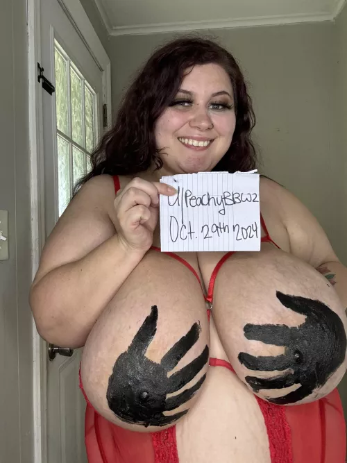 I’m available for some sexy fun! Snap @ goddessluna376 