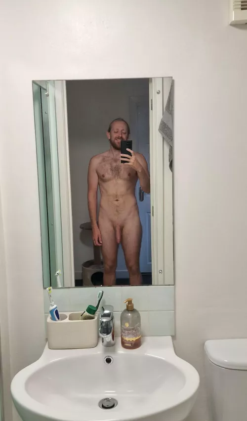 I'm not being rude 😏 but I love to be nude 🤪 I don't feel myself when I'm wearing clothes.. it almost feels like I'm trying to be someone else or trying to fit in with a certain fashion or group of people 🤔 Can anyone else relate to this?