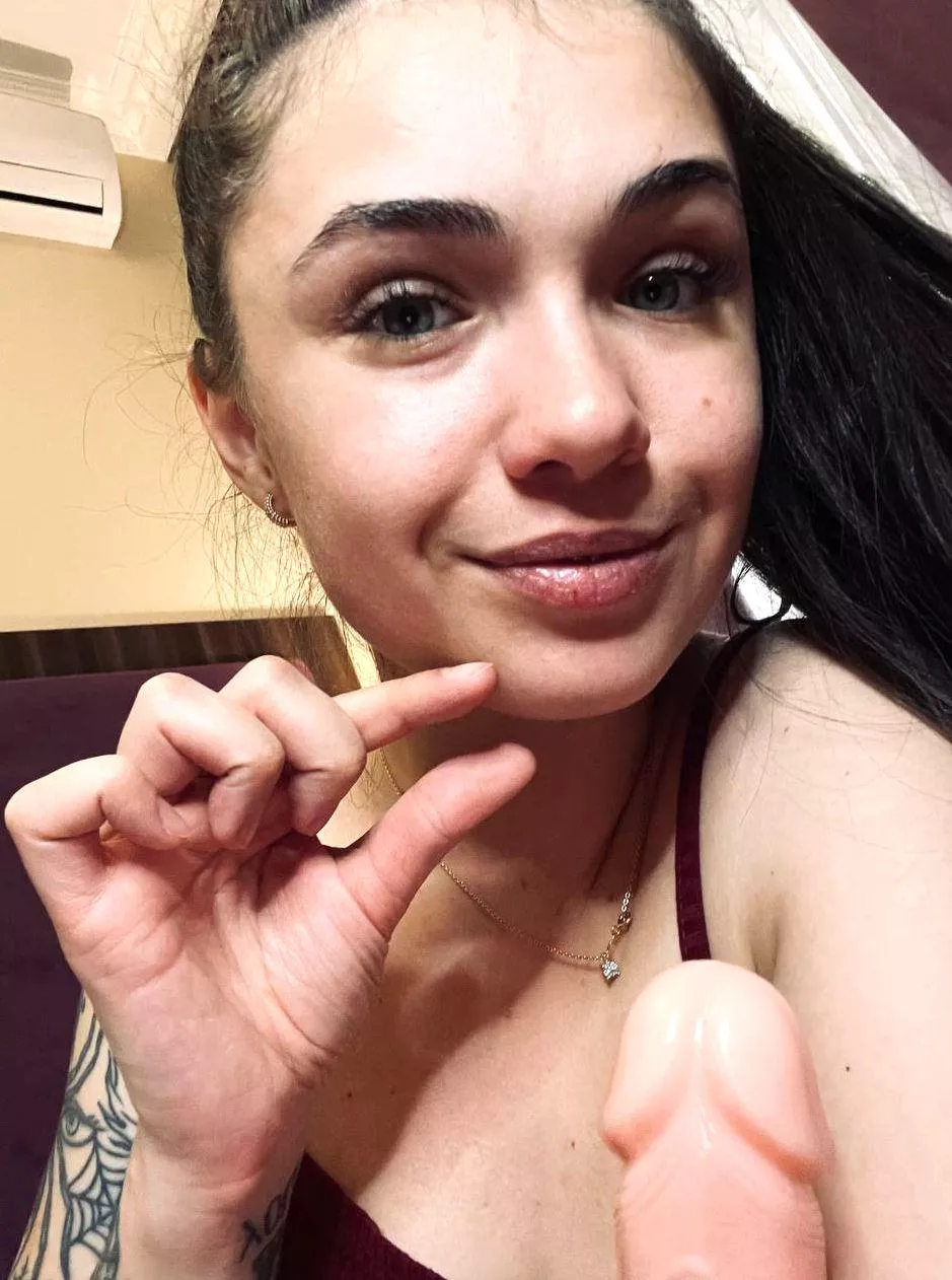 Is your cock long enough to feel the warmth and wetness of  pussy? Or not ? 😂🤏🧐