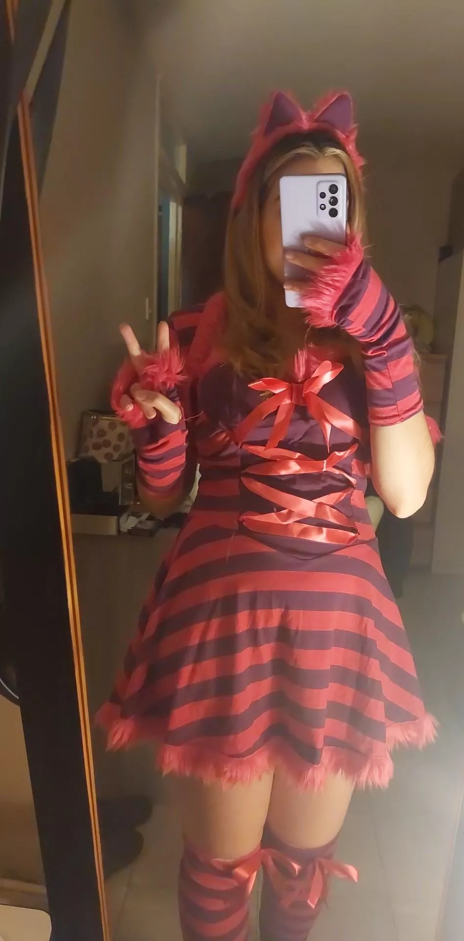 It's Halloween tomorrow cuties 🩷💜