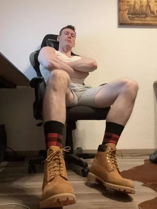 It's time for the Timbs. And for standing up to over 6'8