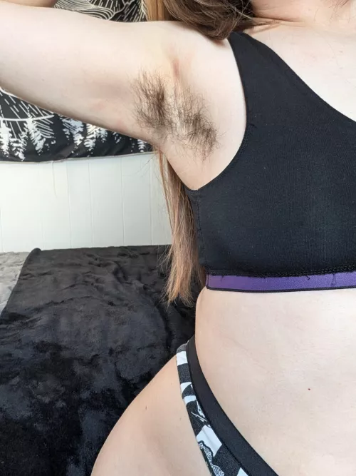 Just lick my pits already 😏