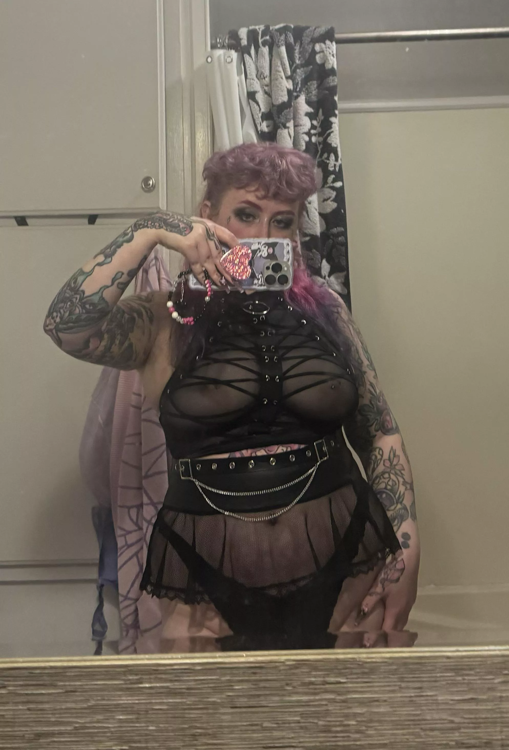 Let me be your favorite cum slut daddy 😛🖤