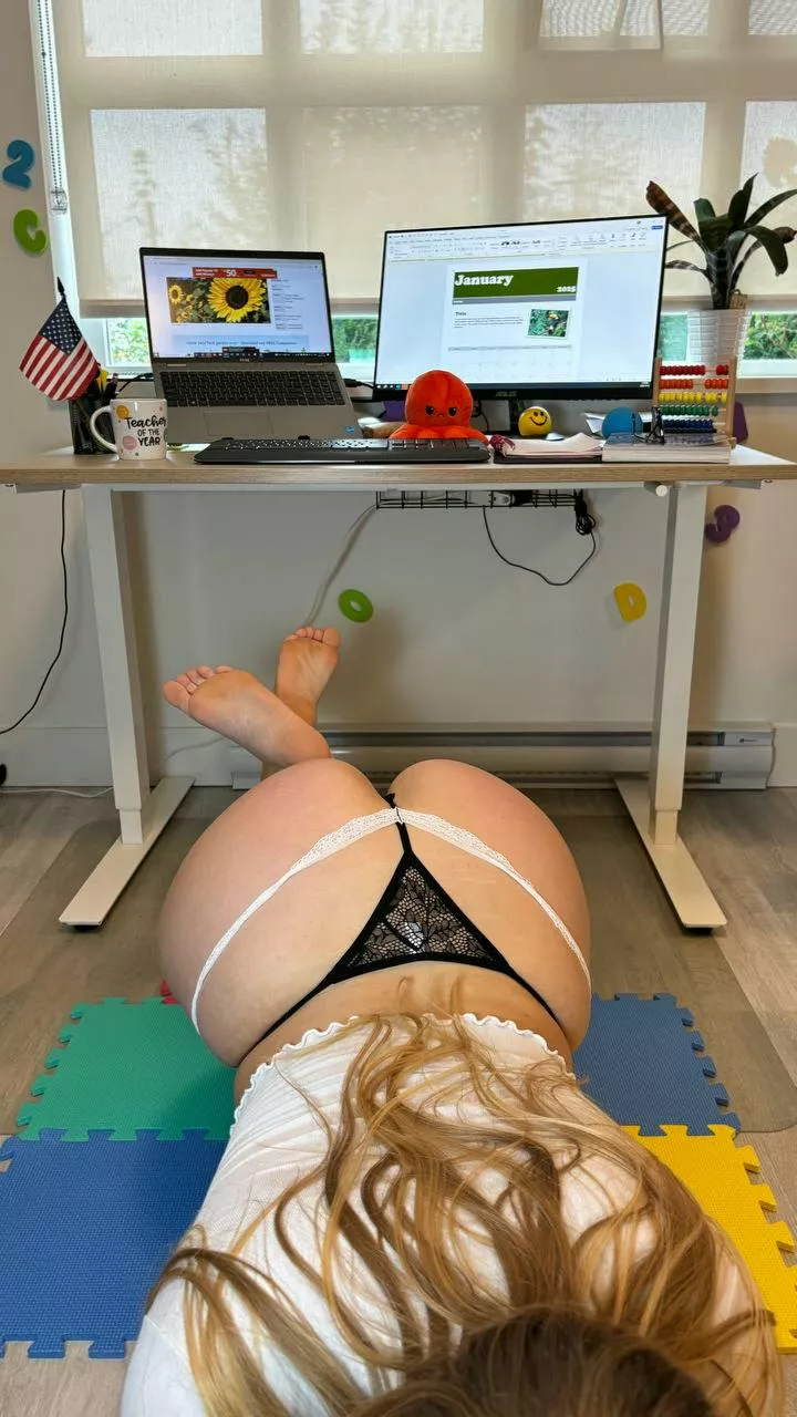 lick my soles and make me feel good