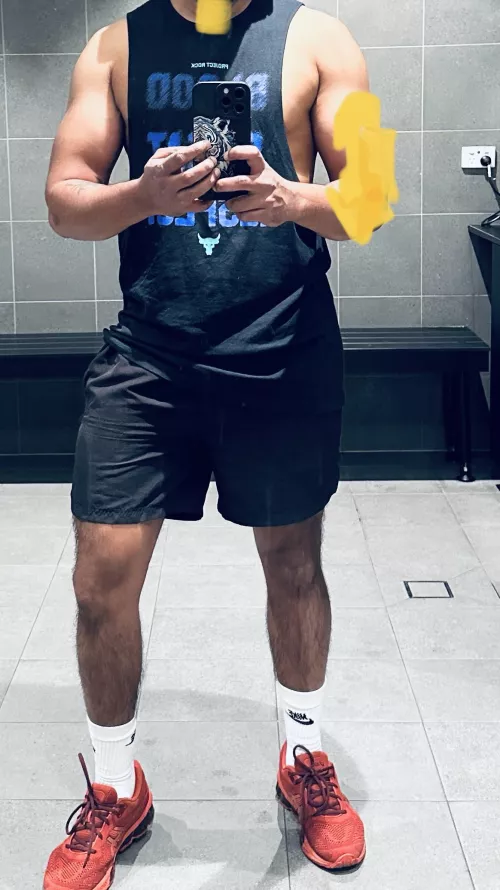 Looking for a young girl to fulfill my fetish 26m