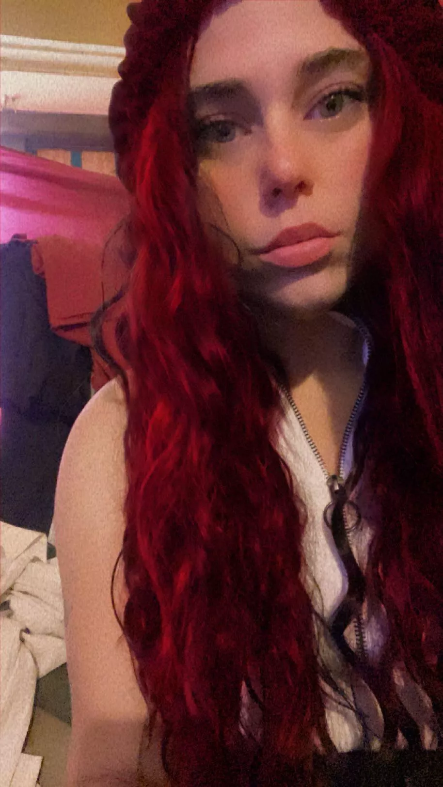 Looking for my first piggy ever who wants to be that piggy message me 