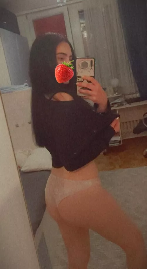 Looking for someone who wants long term, GFE