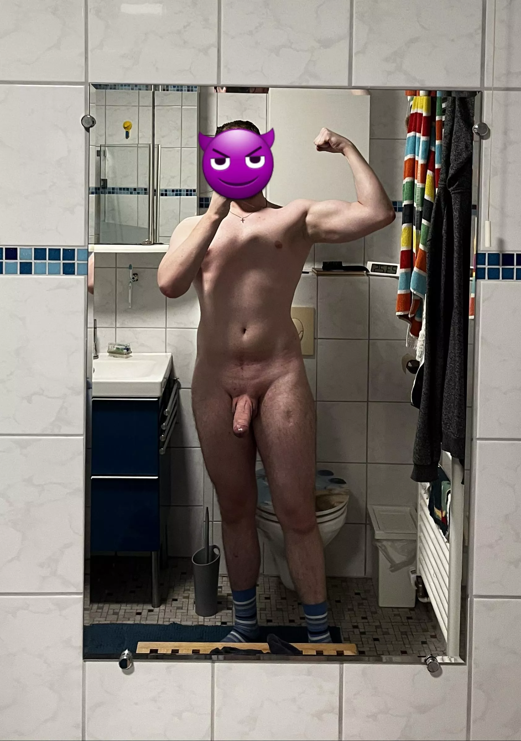 [M22] What name you save me as in your phone? 