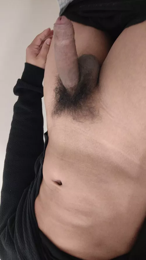 M23 looking around Brighton area for top or vs hmu with your pics 