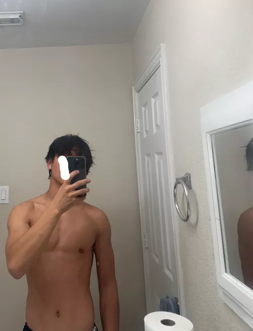 M4MF/FF 20 Male fit clean and shaven down for anything