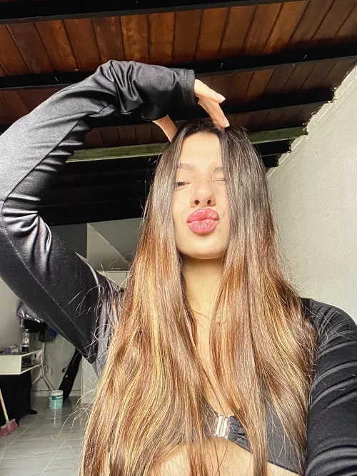 (melbs) i bet ur into small girls like me bby