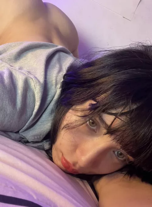 My fat ass is very hot 